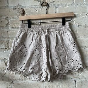 Oat milk Lush Shorts